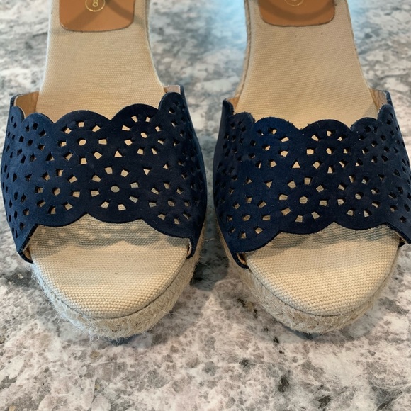 Sold New Kanna Blue Suede Platform Espadrilles. 8 - Picture 4 of 12